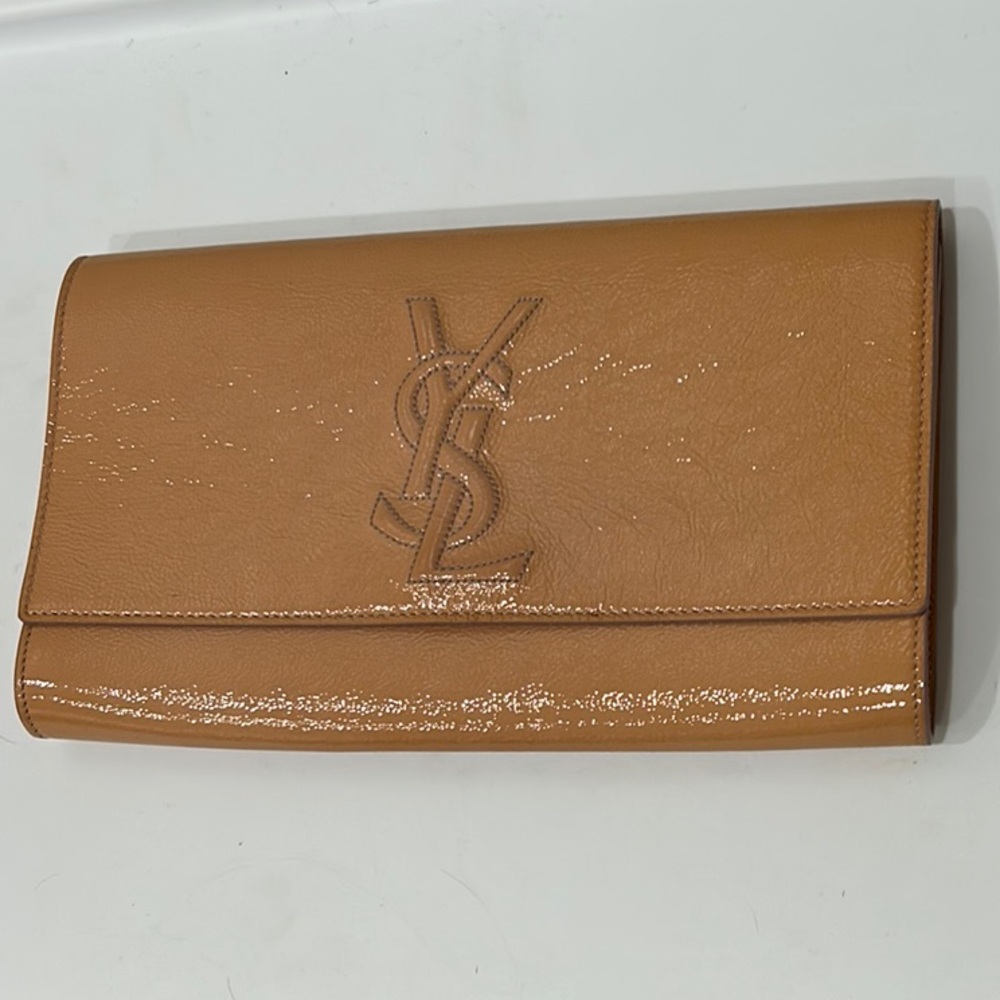 🎉🎉🎉 SOLD 🎉🎉🎉Saint Laurent Belle De Jour clutch